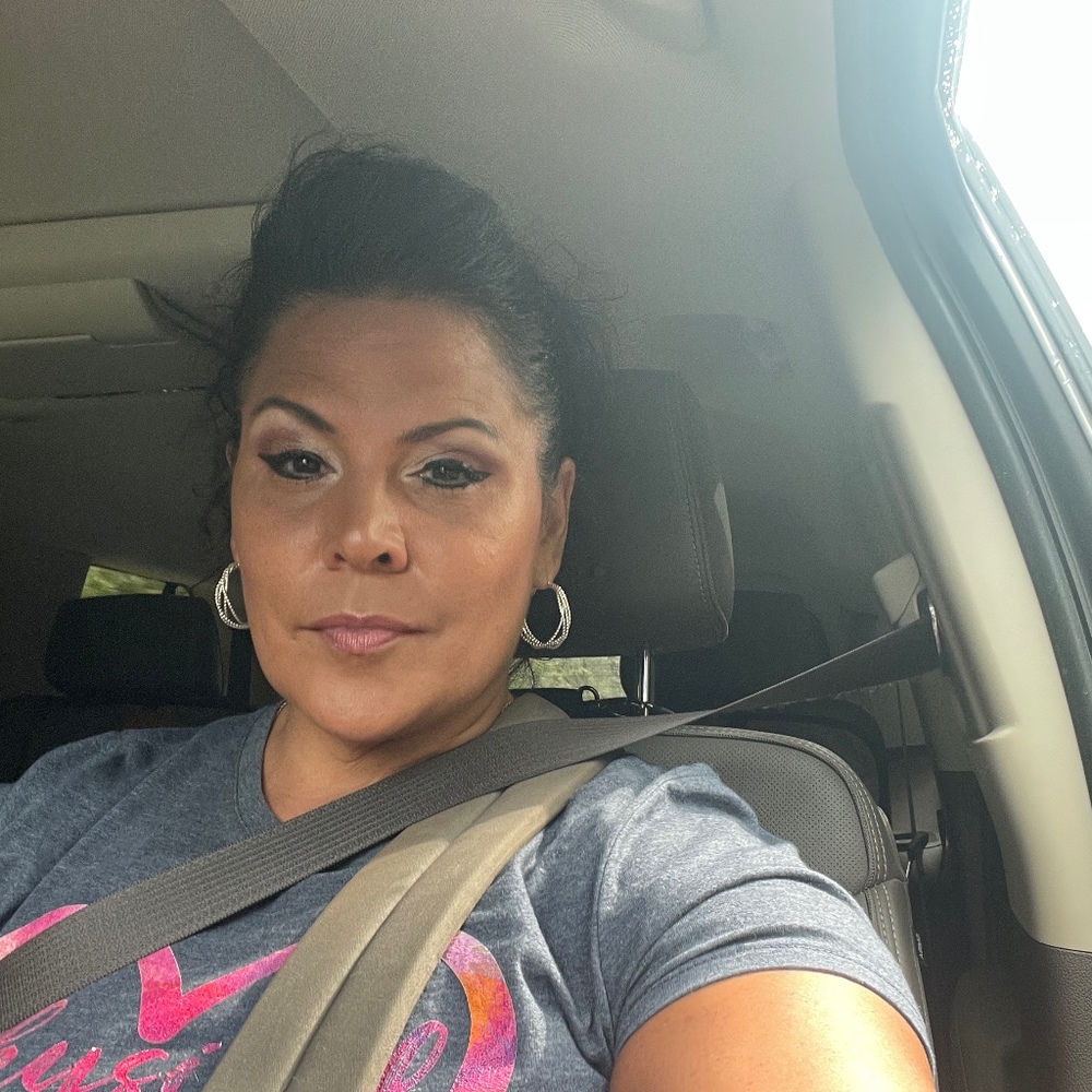 Meet your Posher, Angie